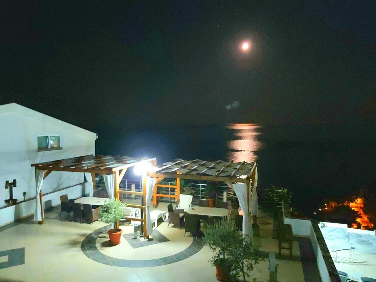 Sun Apartments ウルツィニ エクステリア 写真