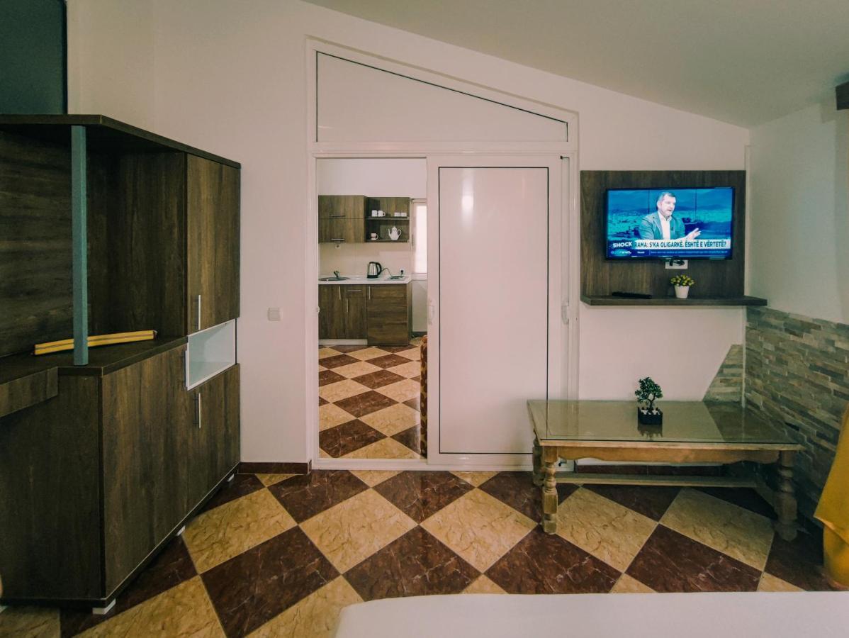 Sun Apartments ウルツィニ エクステリア 写真